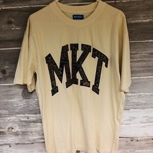 Market T-shirt
